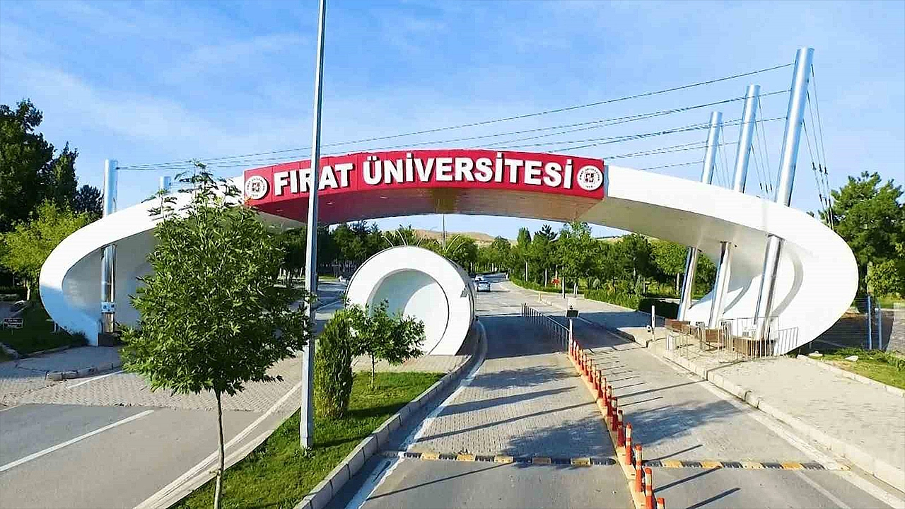 Milletvekili Açıkkapı: “Fırat Üniversitesi Elazığ’ın Gururu”