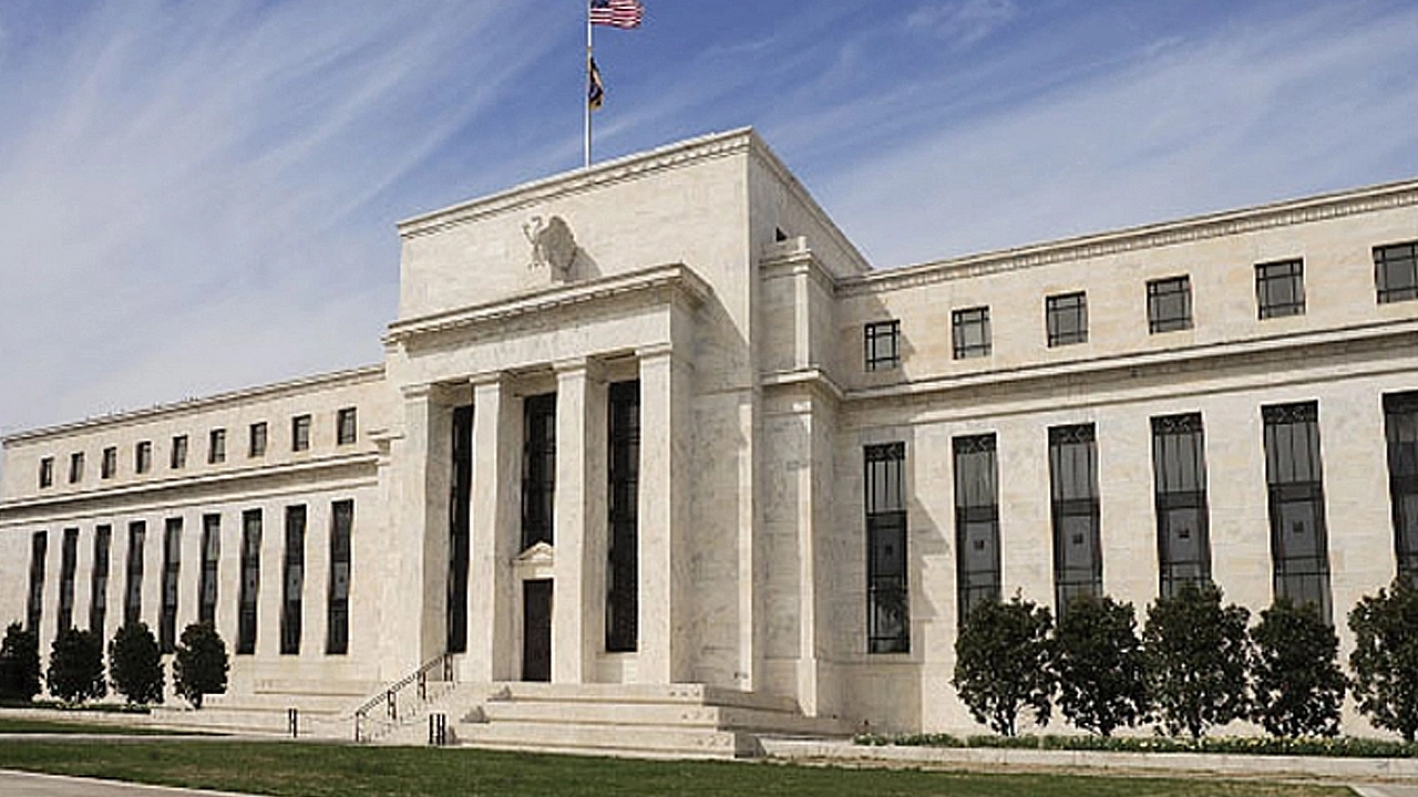 Fed merakla beklenen faiz kararını açıkladı