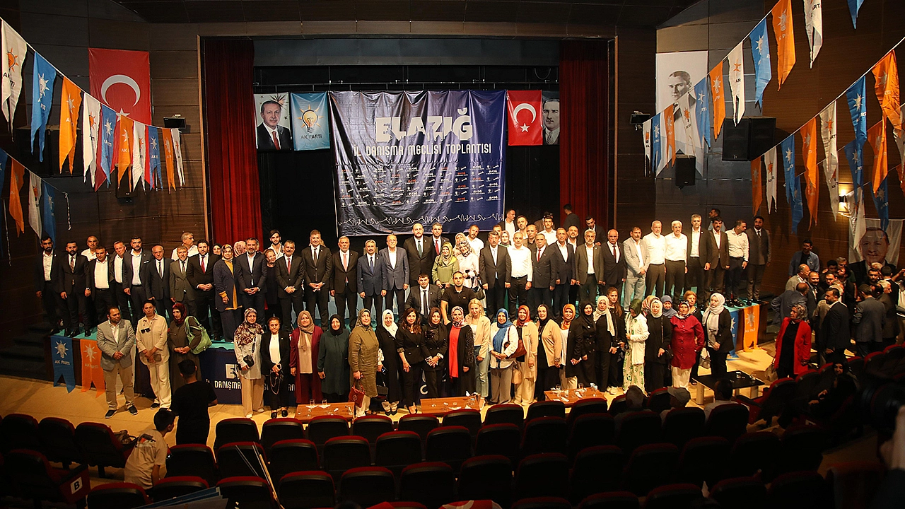 Coşkulu teşkilat buluşması