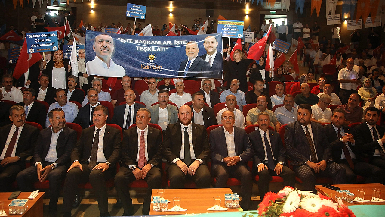 Coşkulu teşkilat buluşması