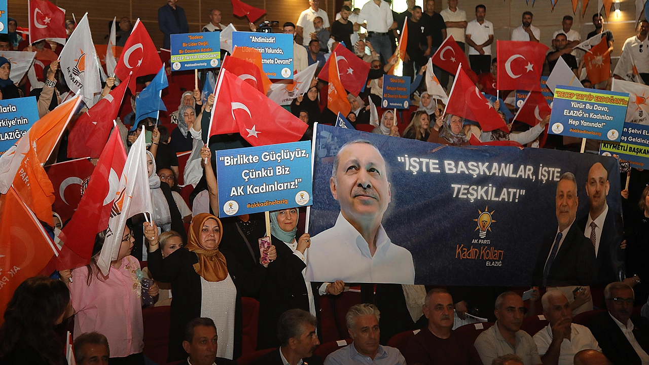 Coşkulu teşkilat buluşması