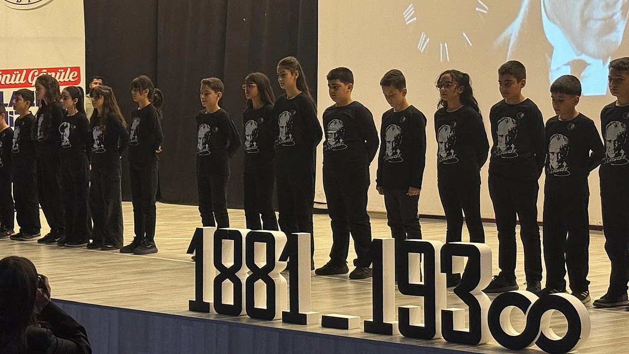 Elazığ'da Ulu Önder Mustafa Kemal Atatürk, saygı ve özlemle anıldı