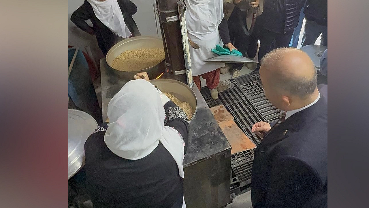 Vali Hatipoğlu: 'Devletimizin tüm imkanlarıyla kadınlarımızın yanındayız'