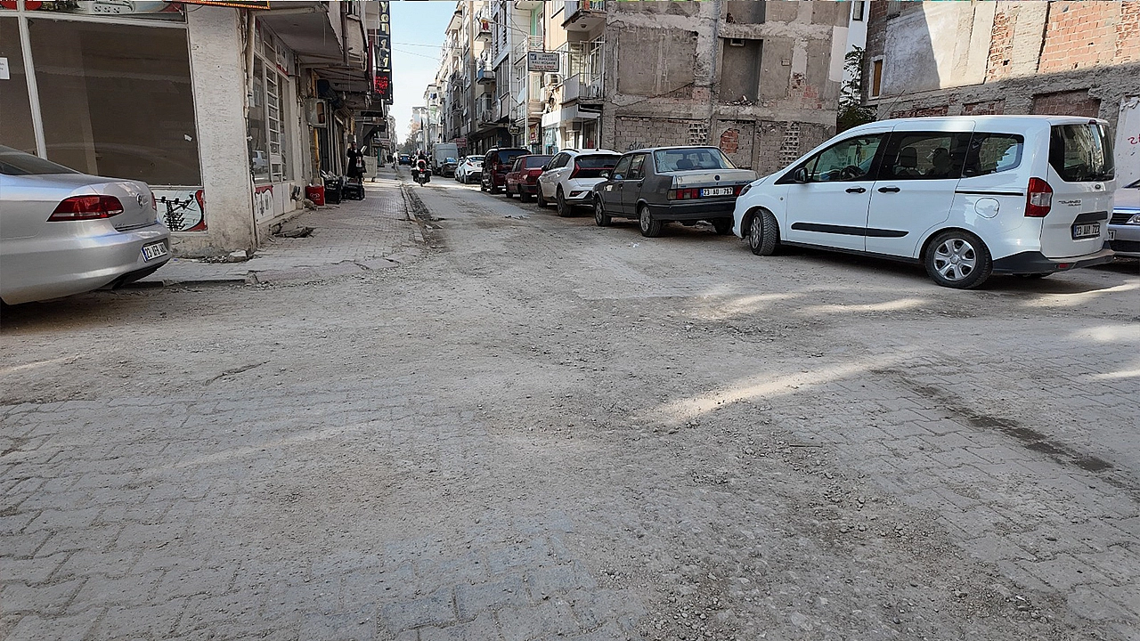 Nailbey'de sorunlar bitmiyor