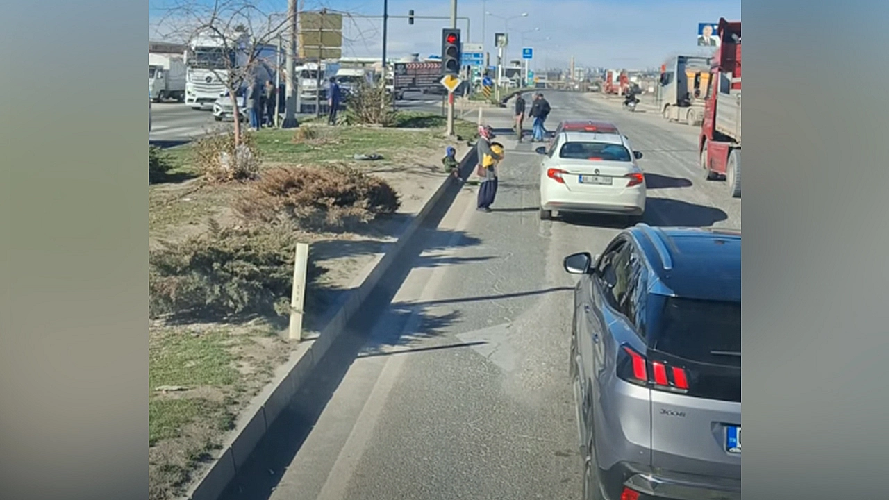 Trafikte dilenci problemi…