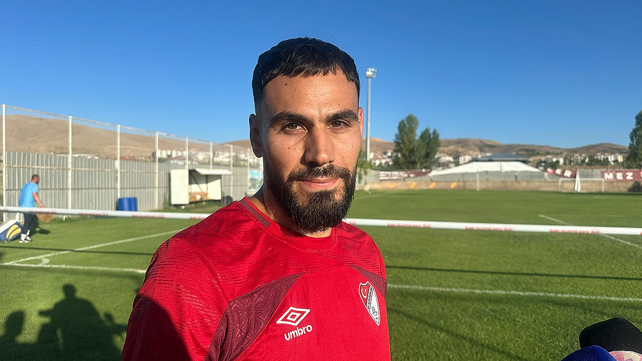 Elazığspor'da sezon öncesi hazırlıklar taraftar desteğiyle sürüyor