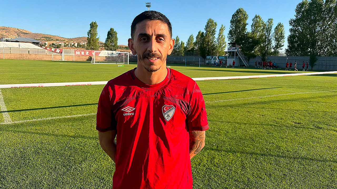Elazığspor'da sezon öncesi hazırlıklar taraftar desteğiyle sürüyor