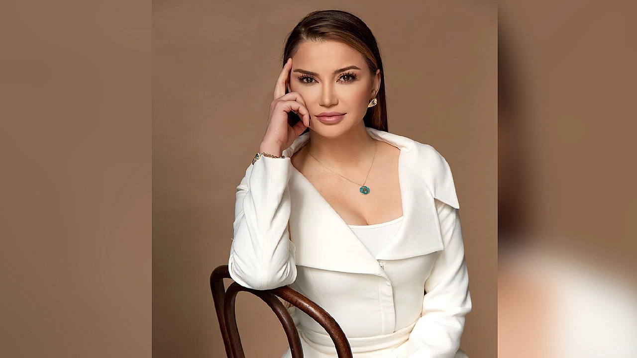 Uzman Psikolog Esra Ezmeci'ye kanallardan yoğun teklif