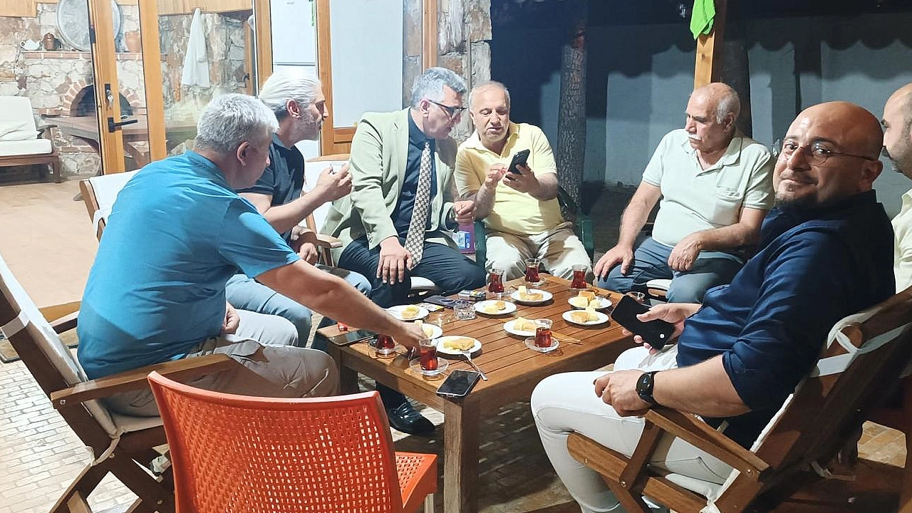 Türk Ocakları'ndan Kıbrıs Şehidi Mustafa Uygur'un ailesine anlamlı ziyaret