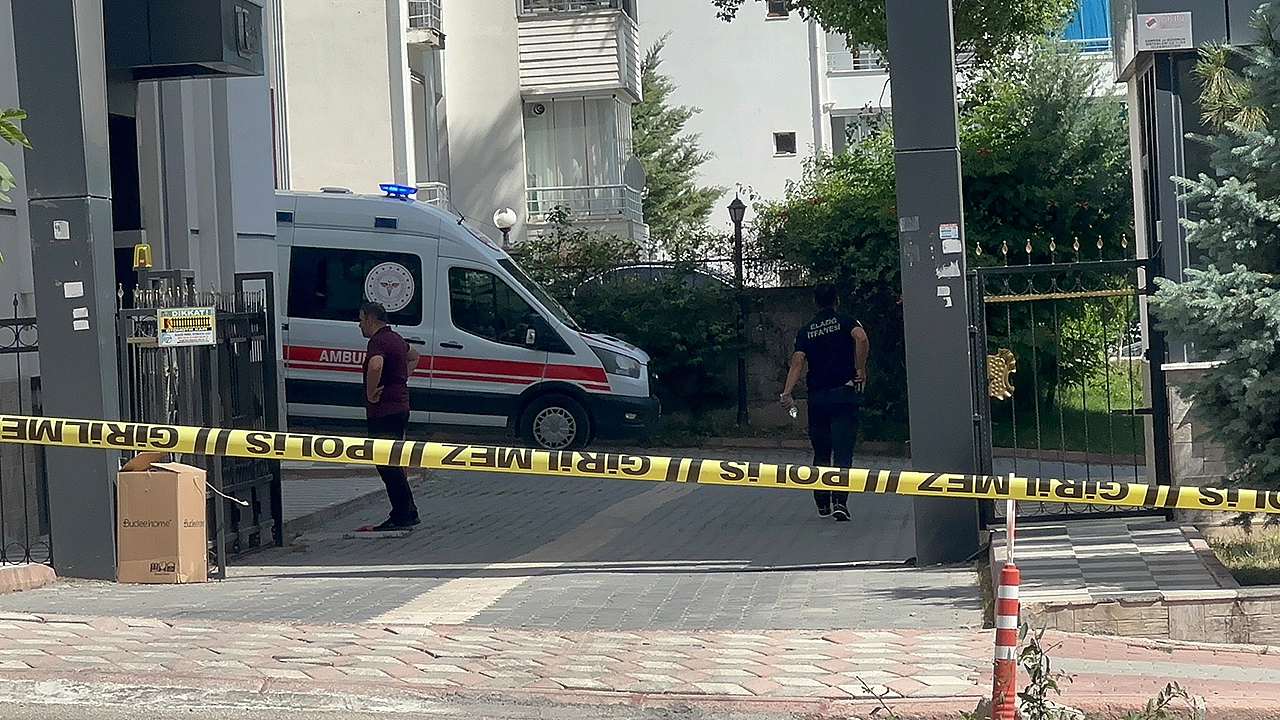 ELazığ'da korkutan baca yangını!