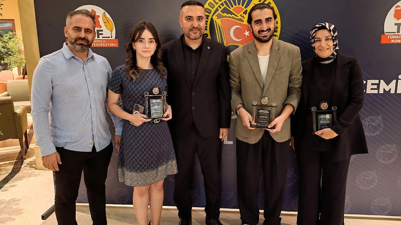 Elazığ Basınına Erzurum'da 3 ödül
