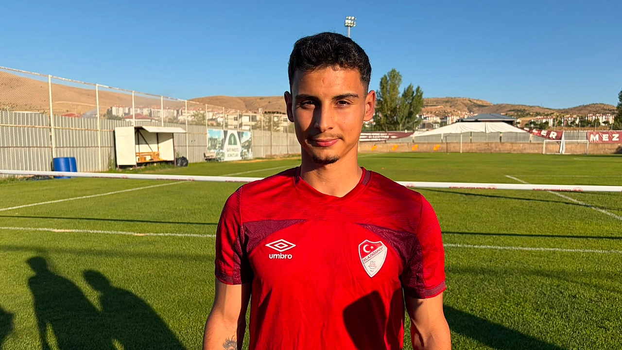 Elazığspor'da sezon öncesi hazırlıklar taraftar desteğiyle sürüyor