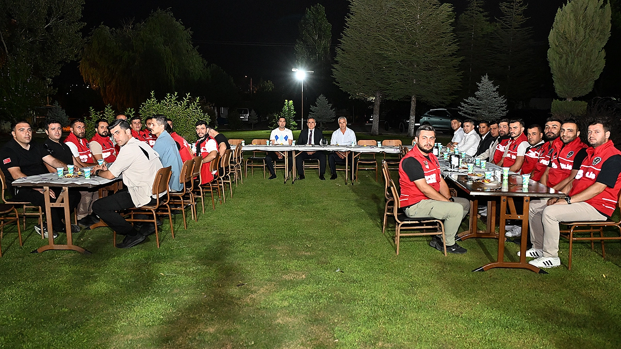 Elazığ İl Emniyet Müdürü Aydın Karan'dan Elazığspor'a Ziyaret