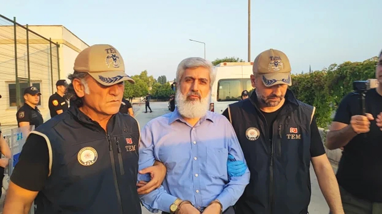 Furkan Vakfı'na operasyon: Alparslan Kuytul ve eşi gözaltında