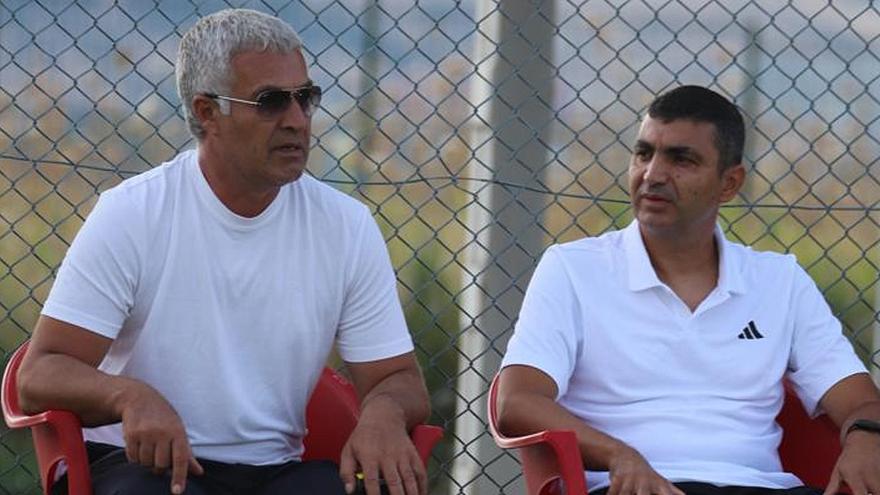 Başkan Ahmet Toprak, hazırlık maçını tribünden takip etti