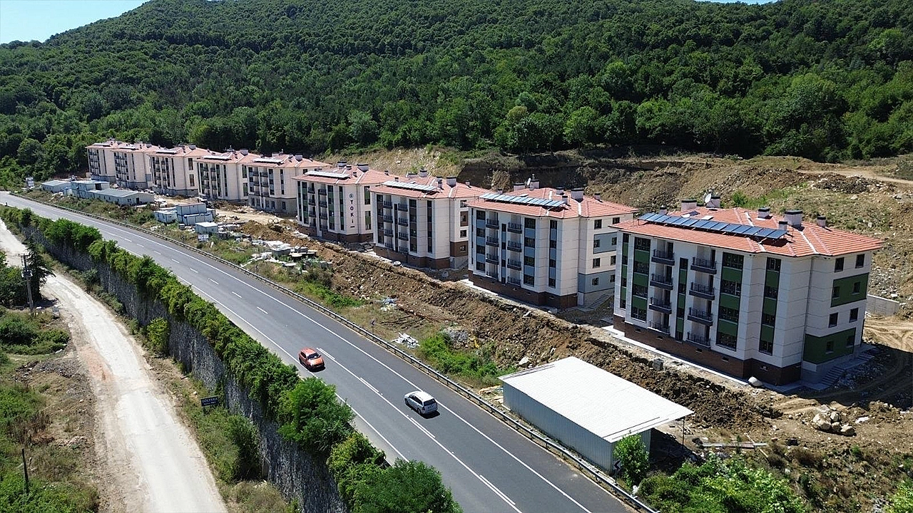 Bakan Kurum'dan 'Yarısı bizden' müjdesi