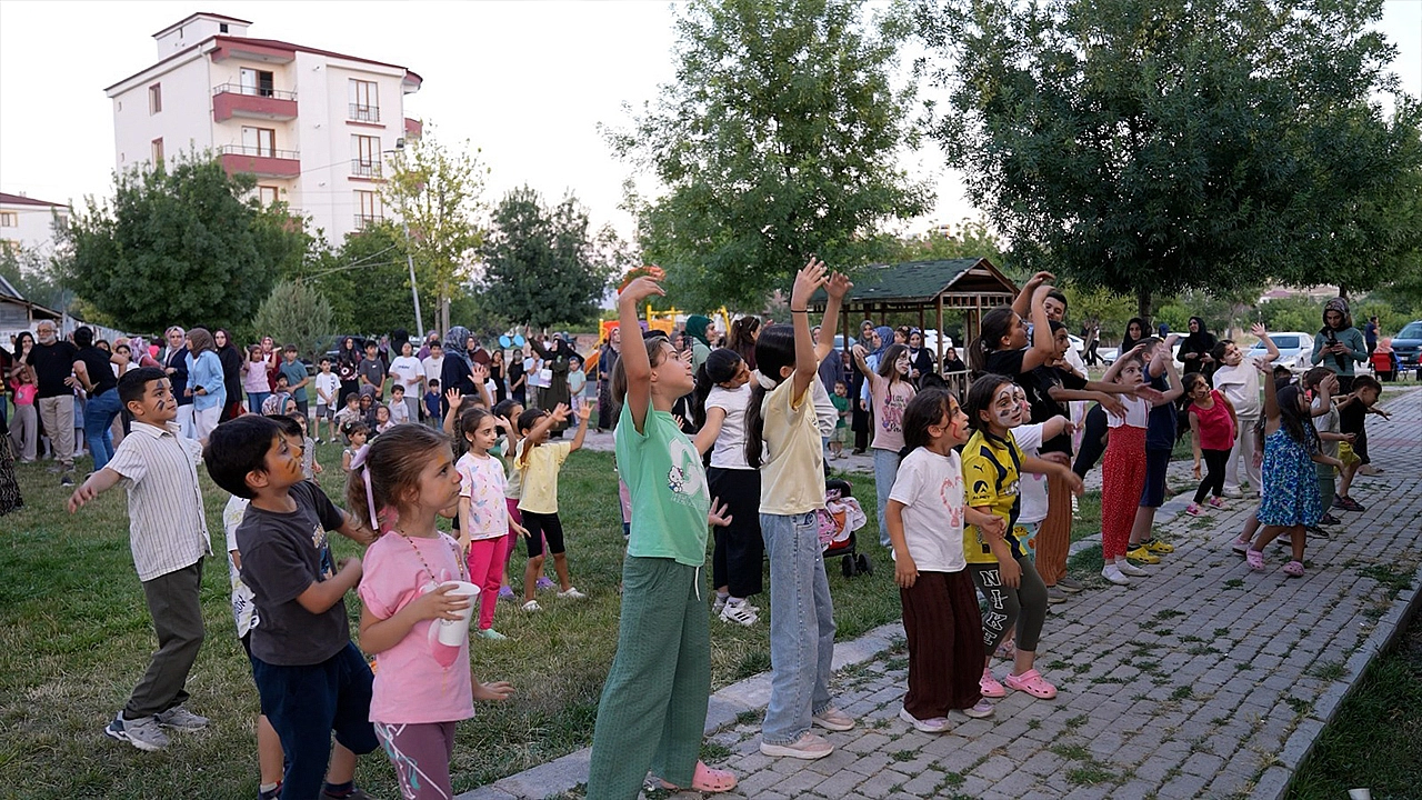 Yaz etkinlikleri binlerce vatandaşı buluşturdu