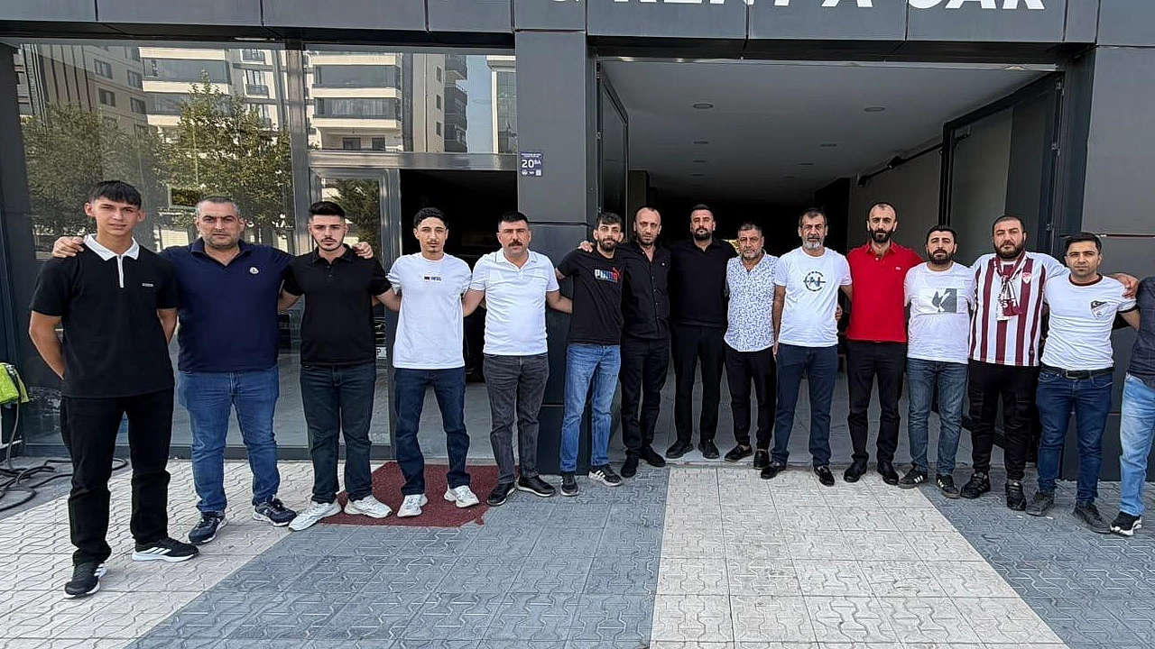Elazığspor Taraftar Grupları, Gakgoşlar Taraftar Derneği Çatısı Altında Birleşti