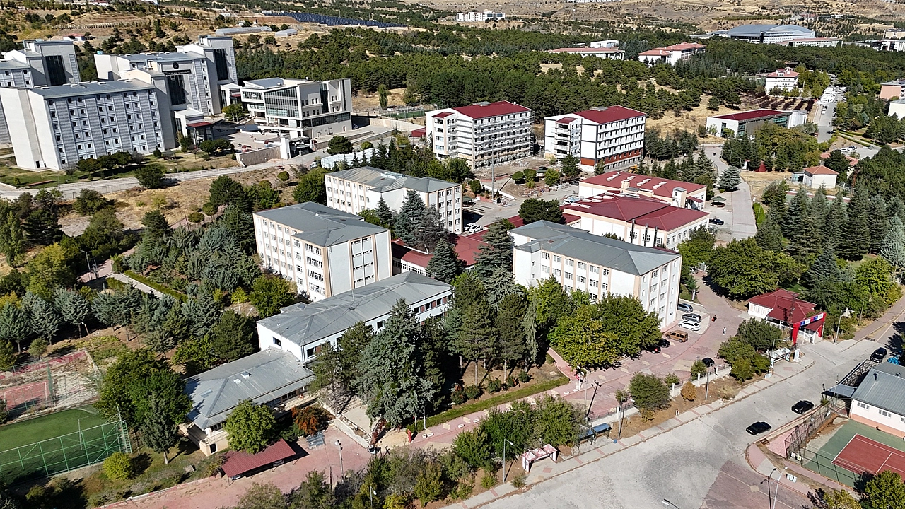Milletvekili Keleş: 'GSB Elazığ yurtlarına başvuran tüm öğrenciler yerleşti'