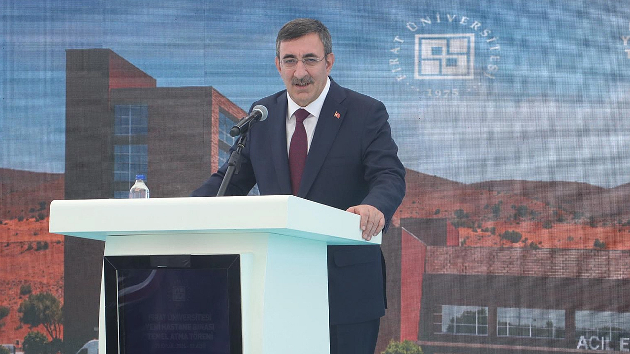 Cevdet Yılmaz: 'Projenin mimarı Rektör Göktaş'tır'