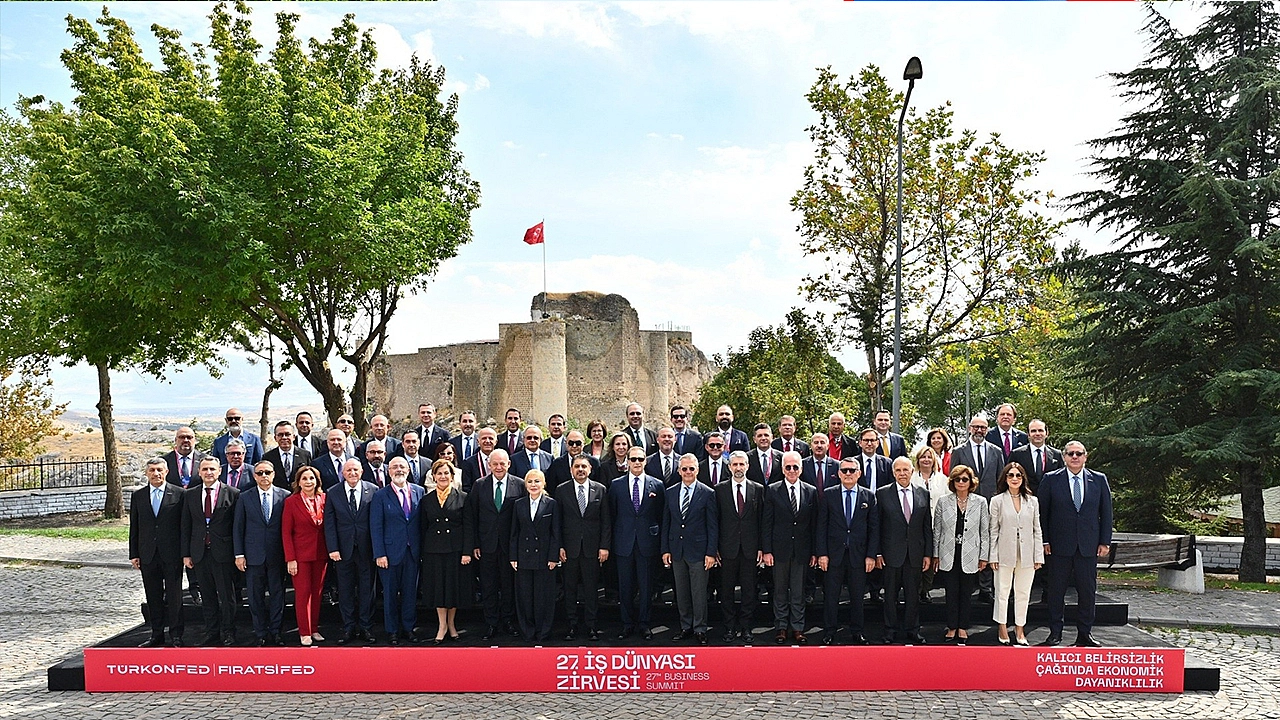 Prof. Dr. Yasemin Açık öncülüğünde İş dünyasının kalbi Elazığ'da attı
