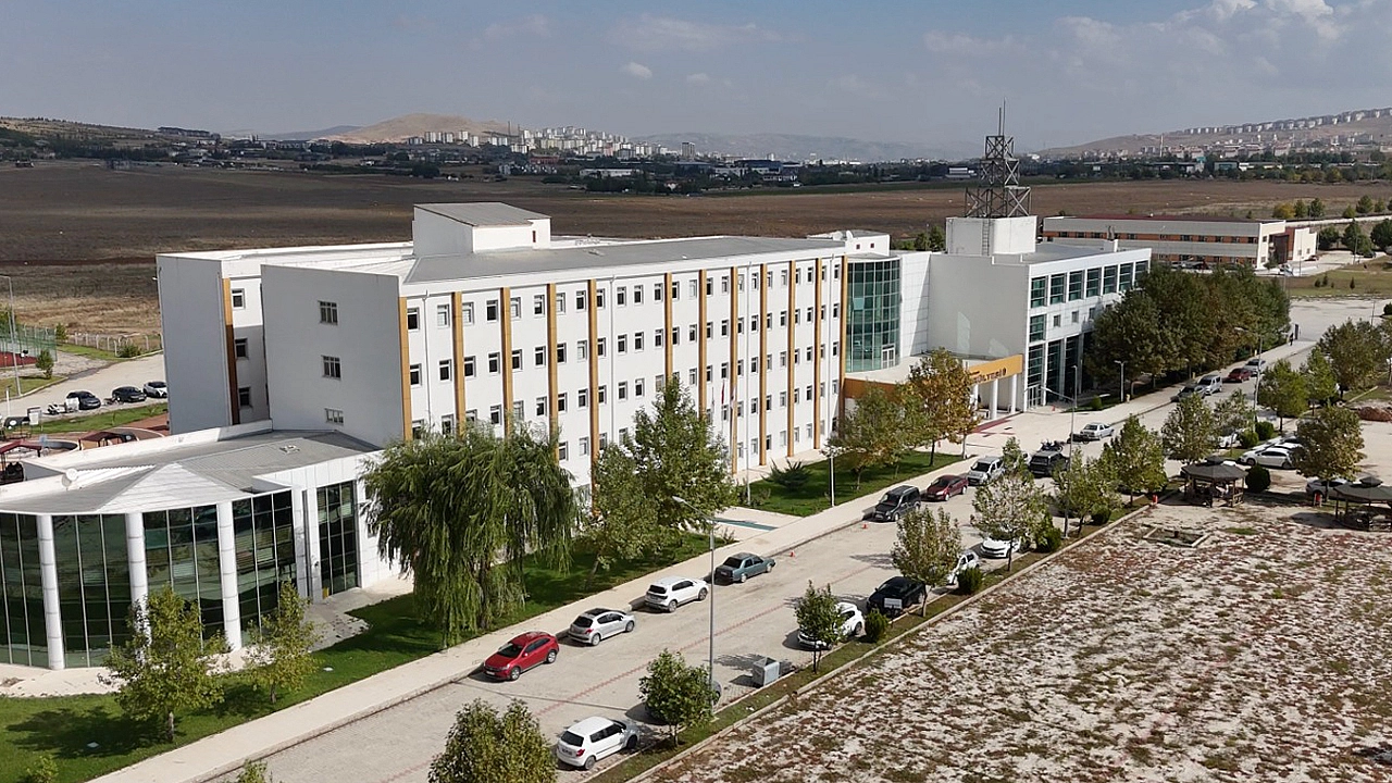 Doç. Dr. Namaz: 'Sinema ve sanat alanındaki potansiyeli ortaya çıkarmak istiyoruz'