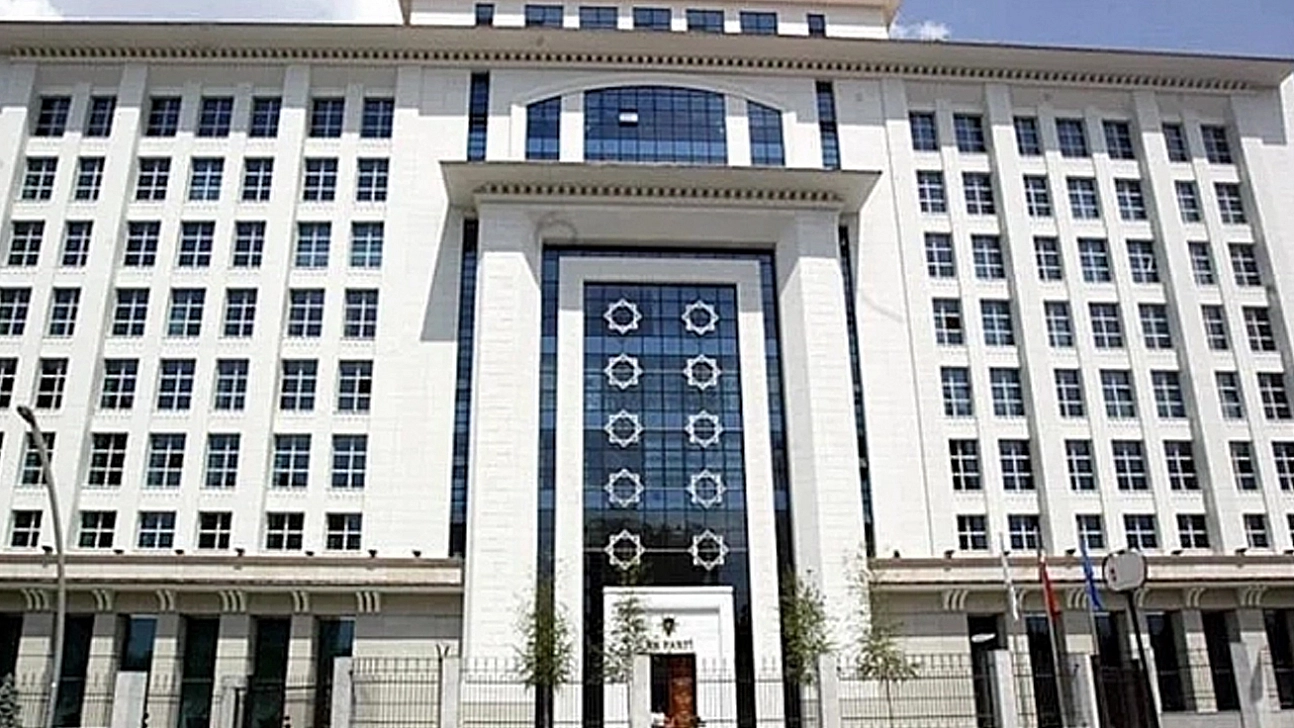 AK Parti İlçe Başkanı görevinden istifa etti!