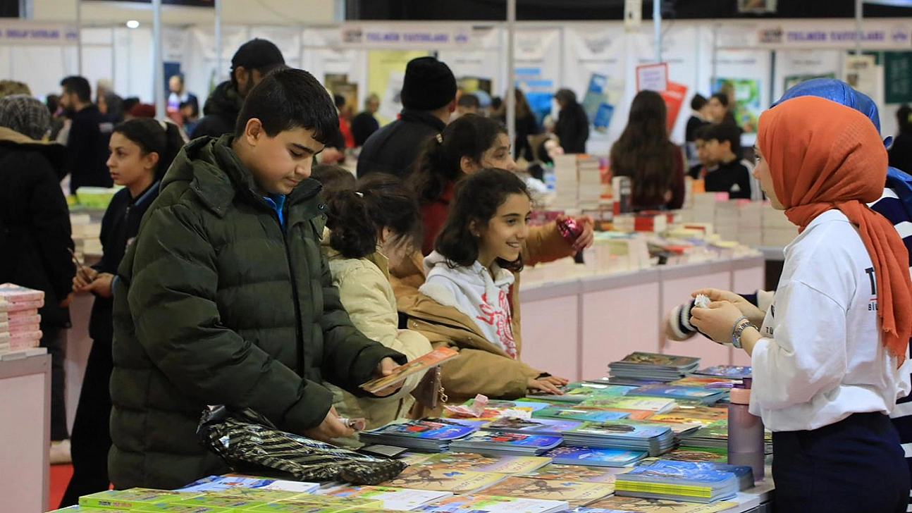 Elazığ Belediyesi 6. Kitap Fuarı sona erdi