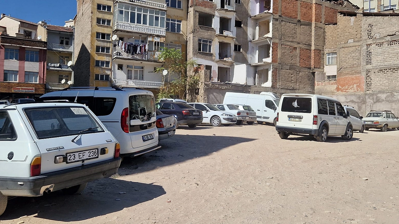 Elazığ'da bir zamanların cazibe merkeziydi: Şimdi harabe bir otopark