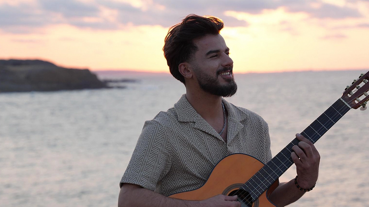 Elazığlı genç müzisyen sanat yolculuğuna emin adımlar ile devam ediyor