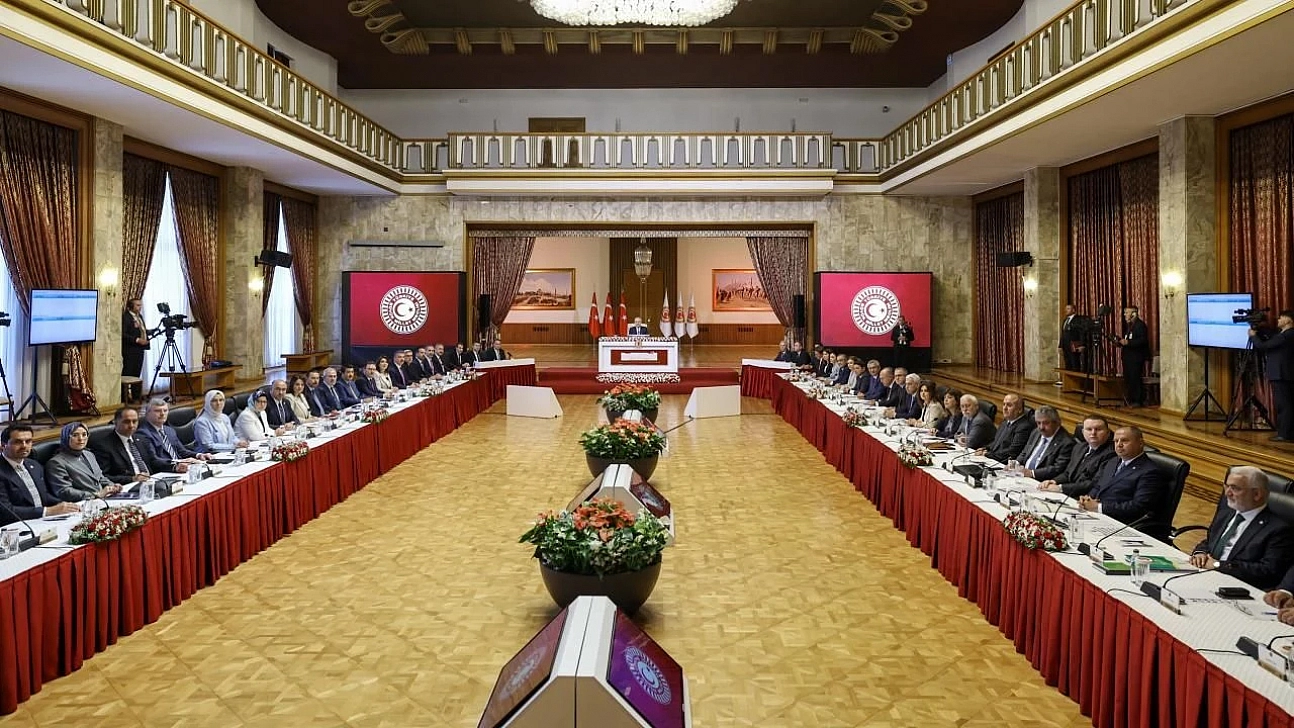 Komisyondan İmralı için 'evet' kararı çıktı