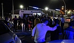 Halayda 'Elini tuttun' kavgası: 3 yaralı
