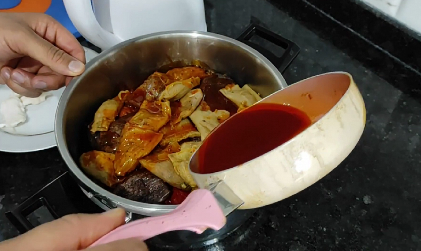 Elazığ'da neredeyse her mutfakta pişer! Tadı damaklarda kalıyor