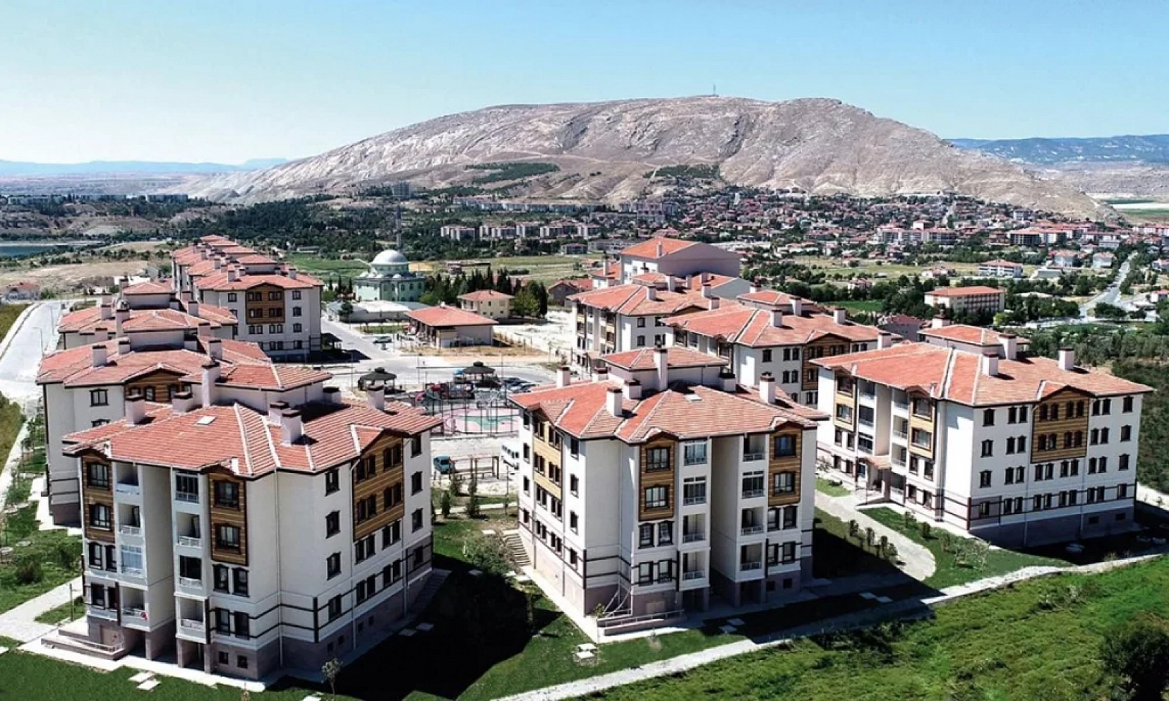 Başvurular Başladı: TOKİ 43 İlde Uygun Fiyata Konut ve İşyeri Satışı Yapacak!