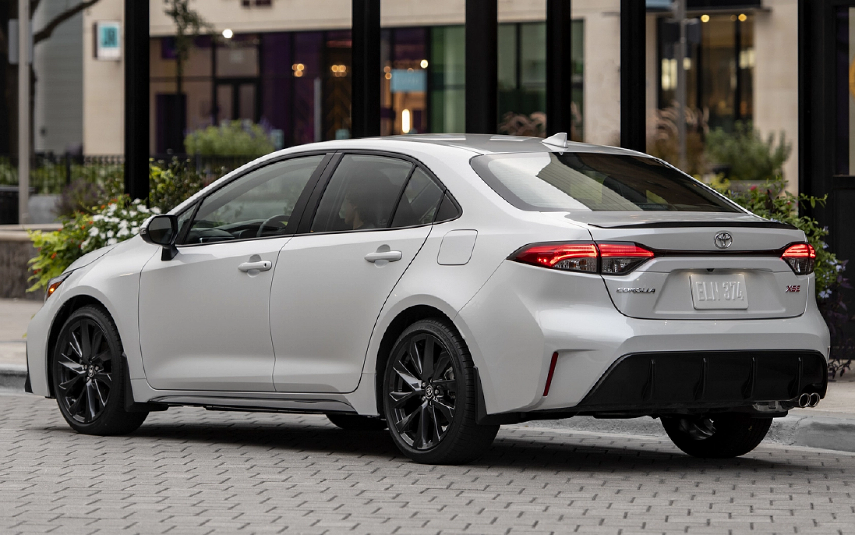 Elazığ'ın neredeyse her sokağında mevcut: Dev markadan dev indirim!