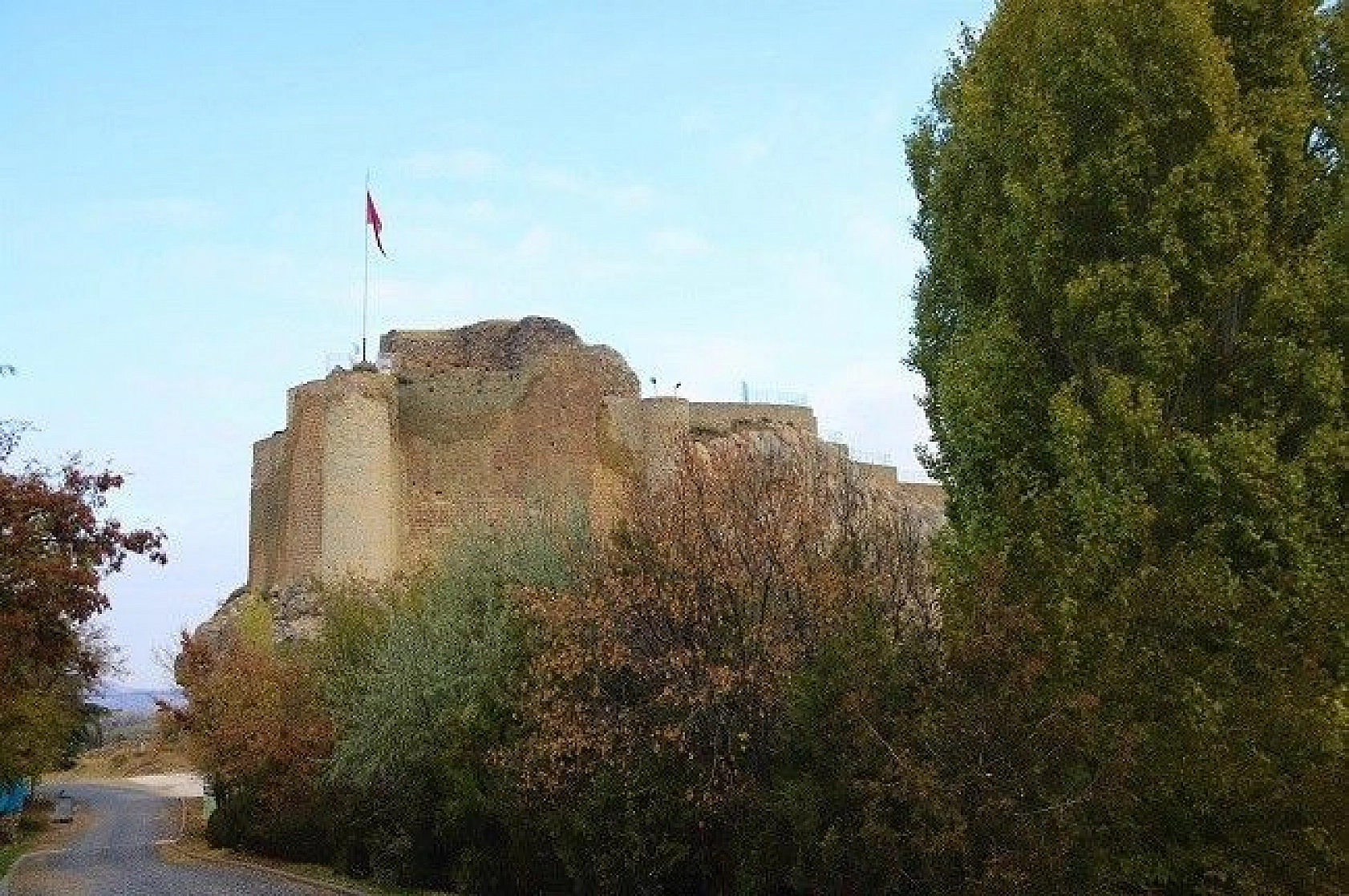 Sessizliğe Bürünen Medeniyetler Beşiği Harput'ta Sonbahar Güzelliği
