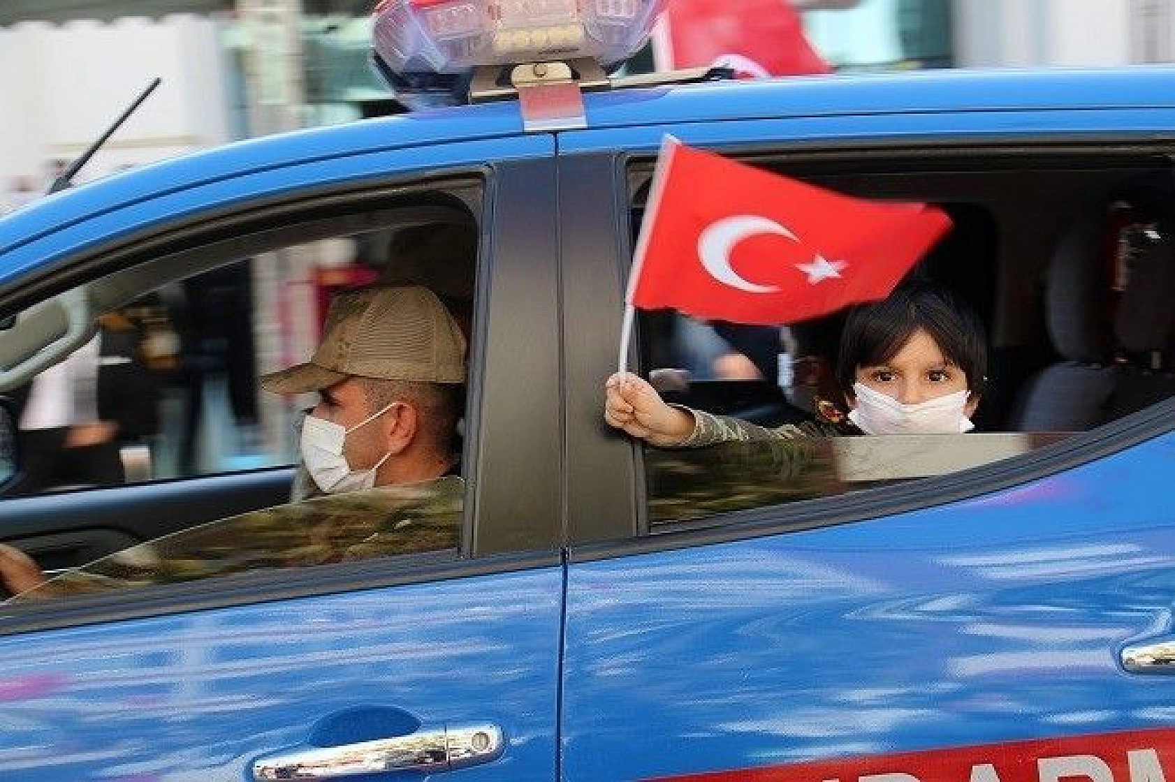 Cumhuriyetin 97. yılı Elazığ'da coşkuyla kutlandı