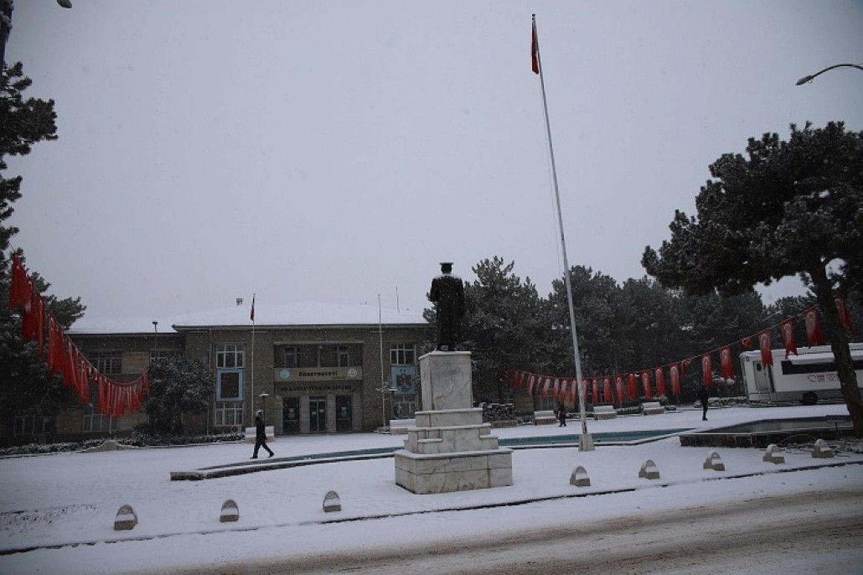 Elazığ'dan kar manzarası