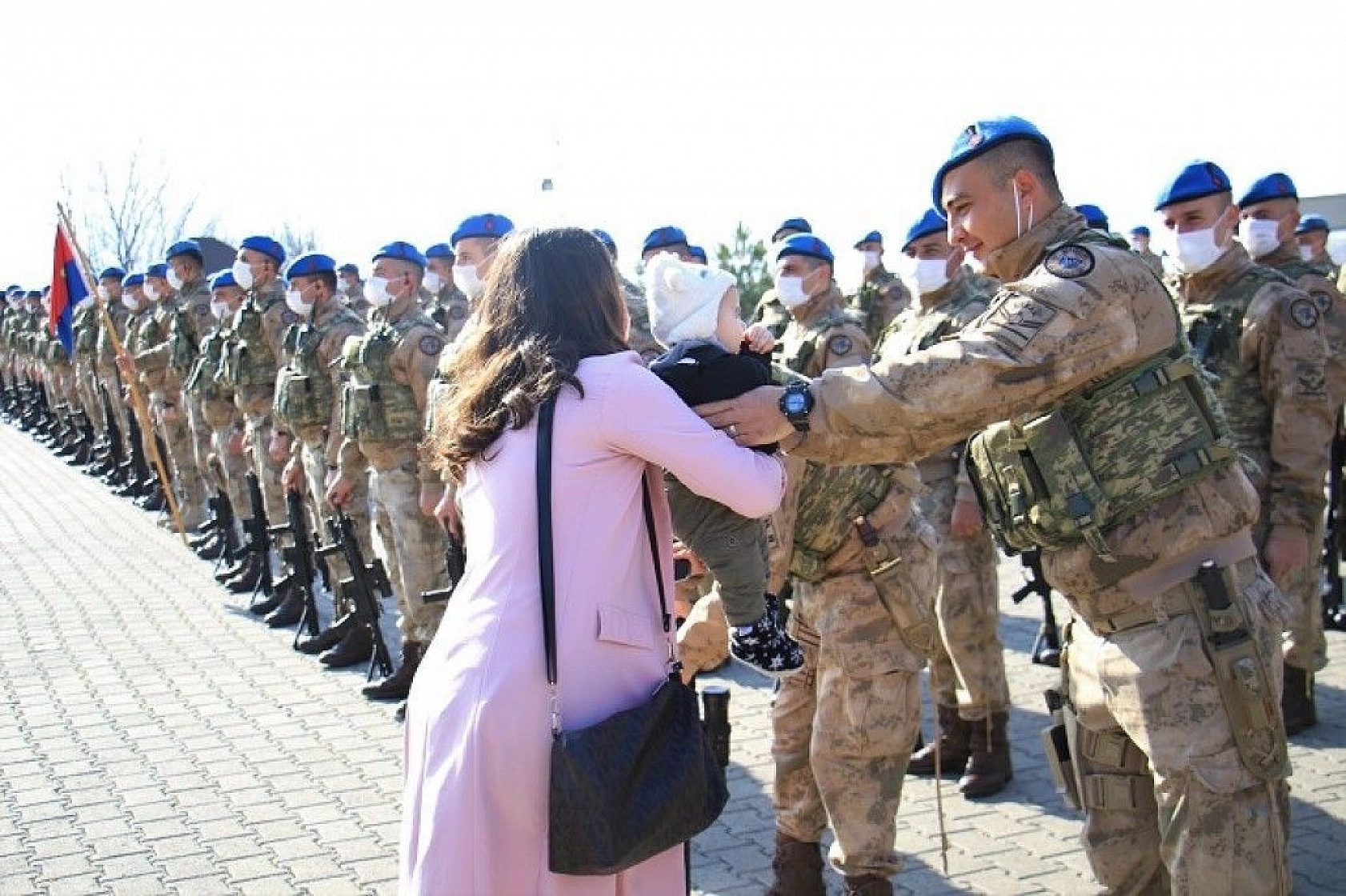 JÖH timleri Elazığ'dan Suriyeye uğurlandı