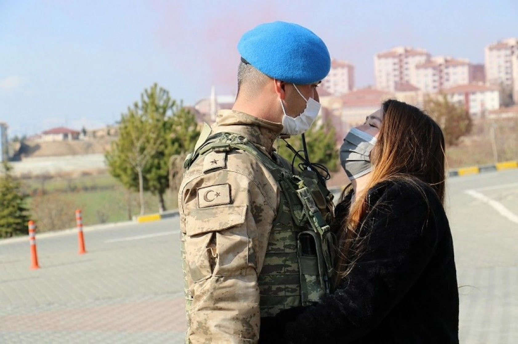 JÖH timleri Elazığ'dan Suriyeye uğurlandı