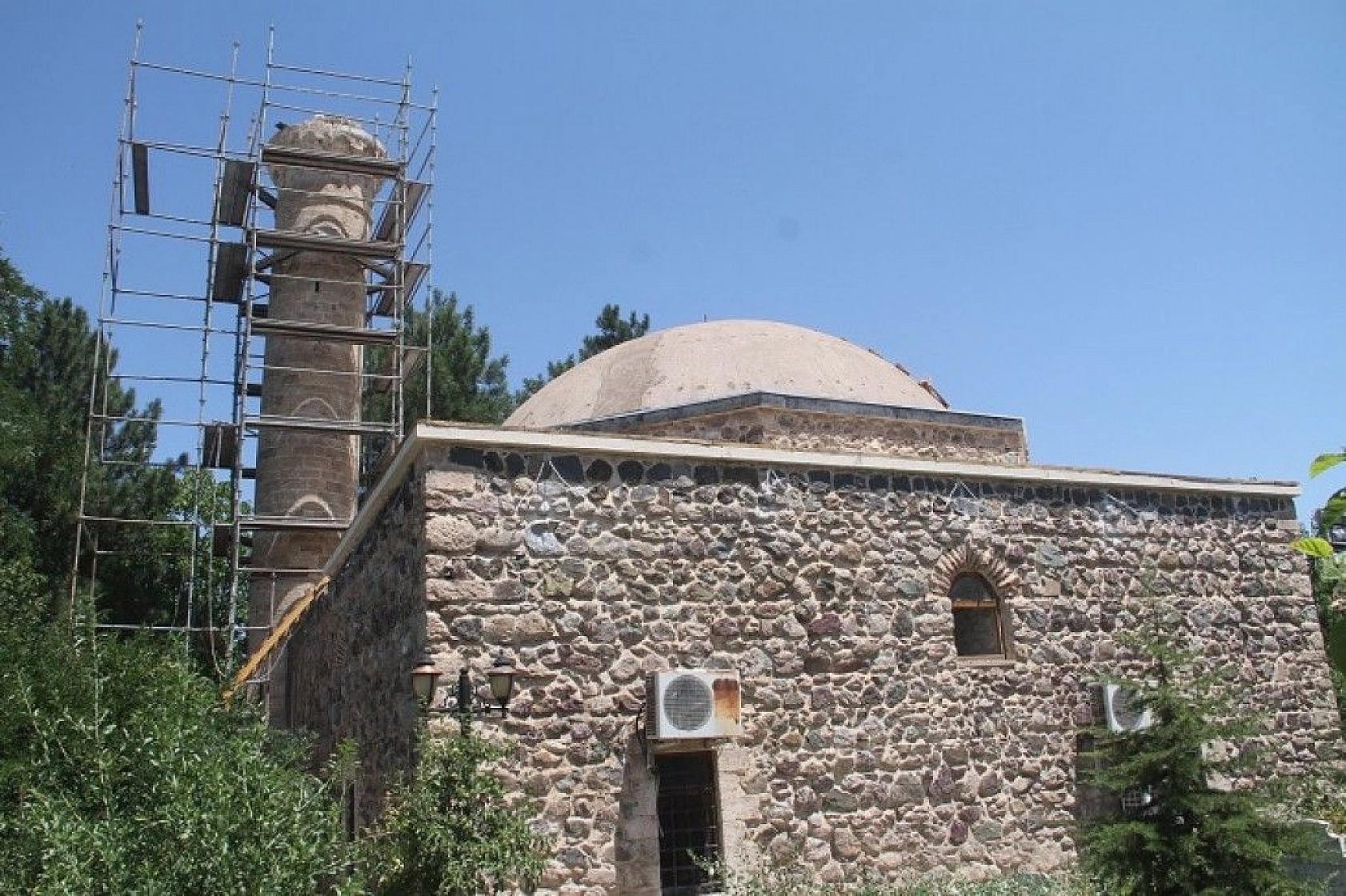 Fotoğraflarla 386 yıllık Sultan 4. Murat Camii
