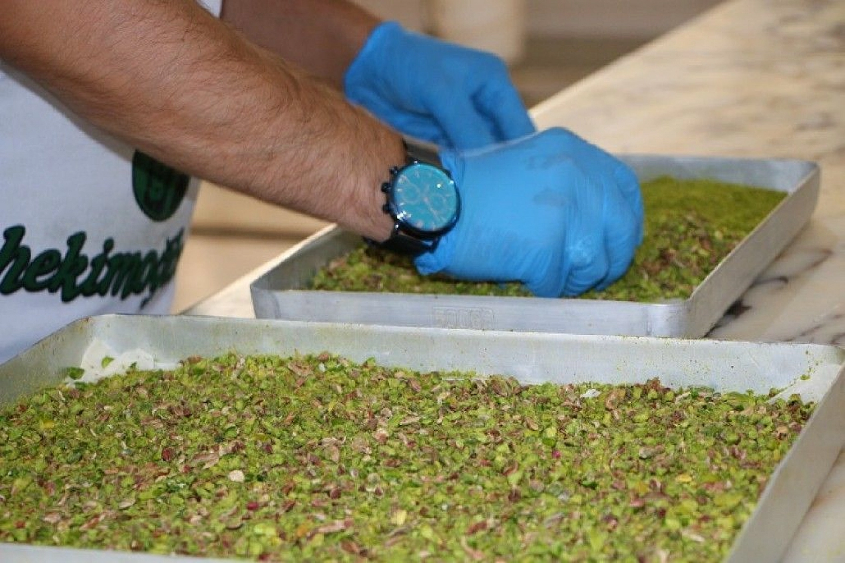 Elazığ'da tatlıcıların bayram yoğunluğu