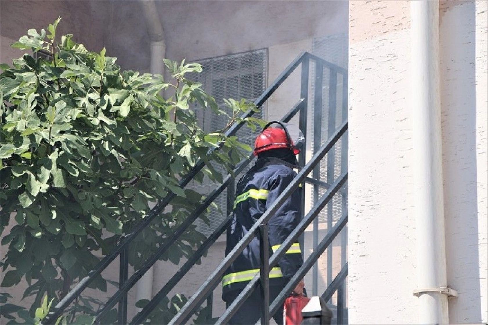 Elazığ'da deprem ve yangın tatbikatı nefes kesti