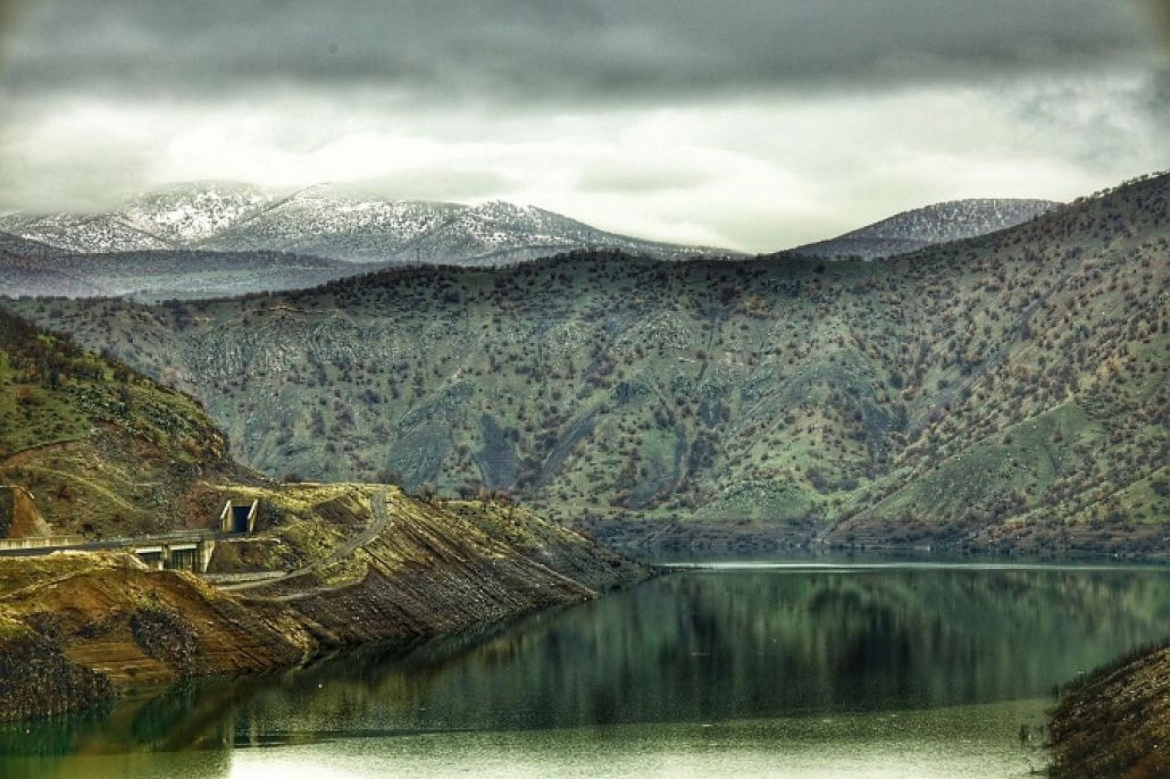 Elazığ-Tatvan arası tren yolculuğundan muhteşem kış manzaraları