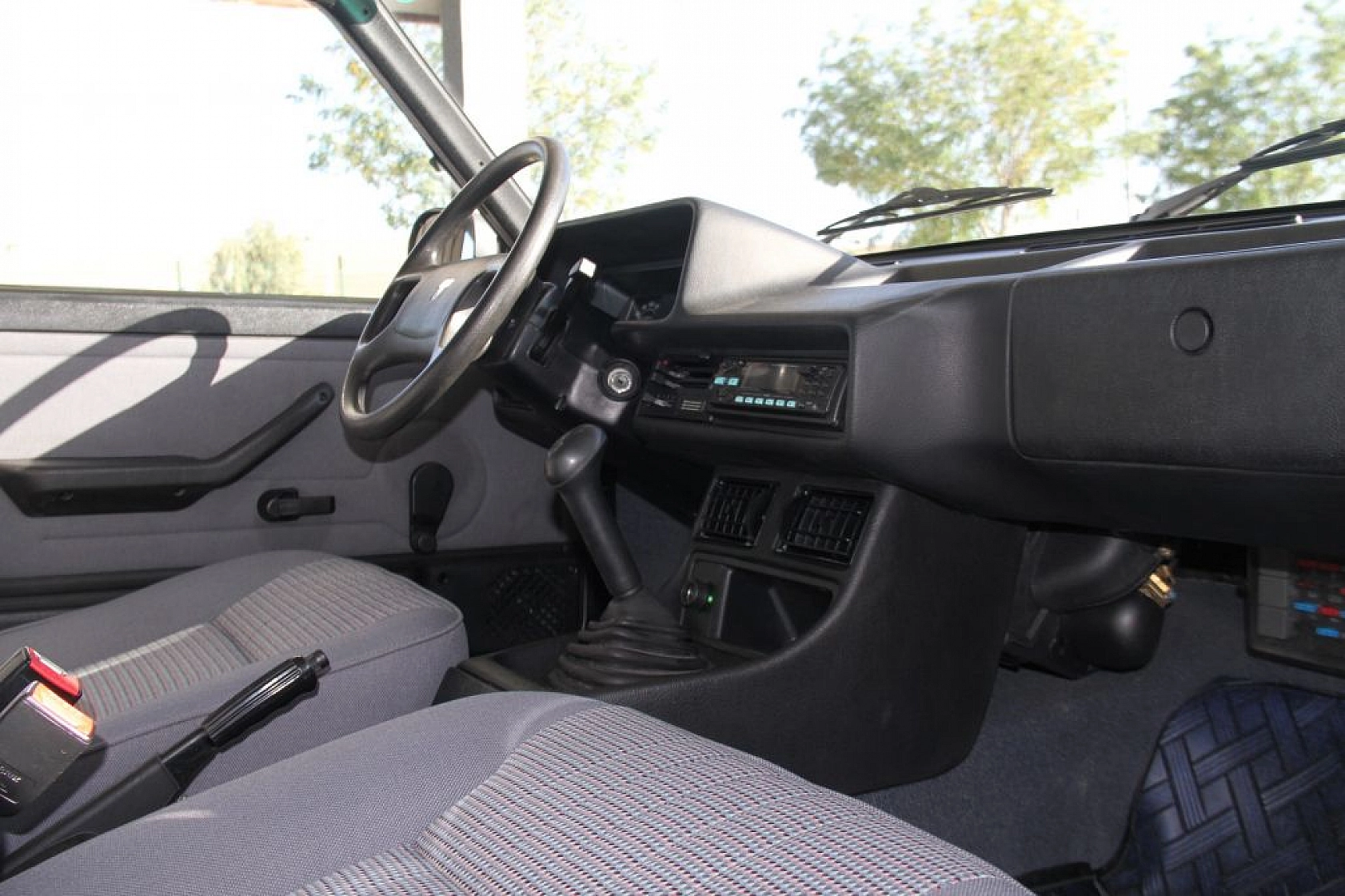 13 bin kilometredeki 2000 model 'Şahini'ne gözü gibi bakıyor