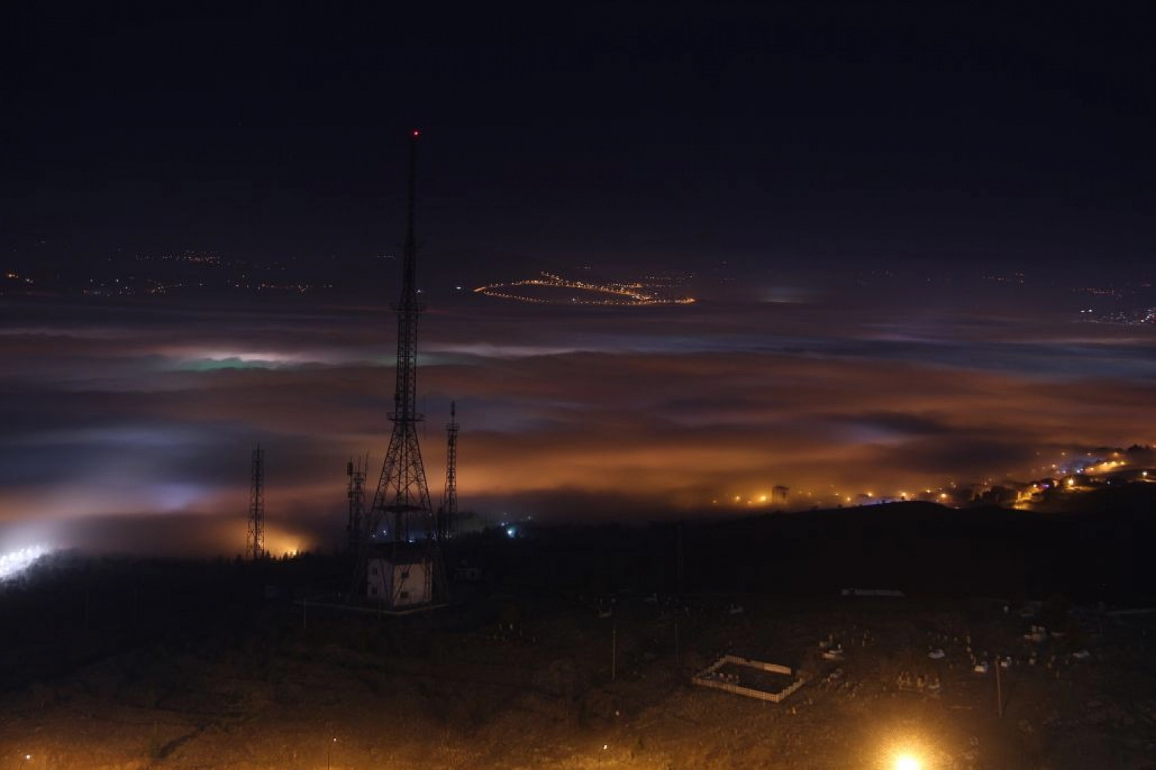 Paris Değil, Elazığ...