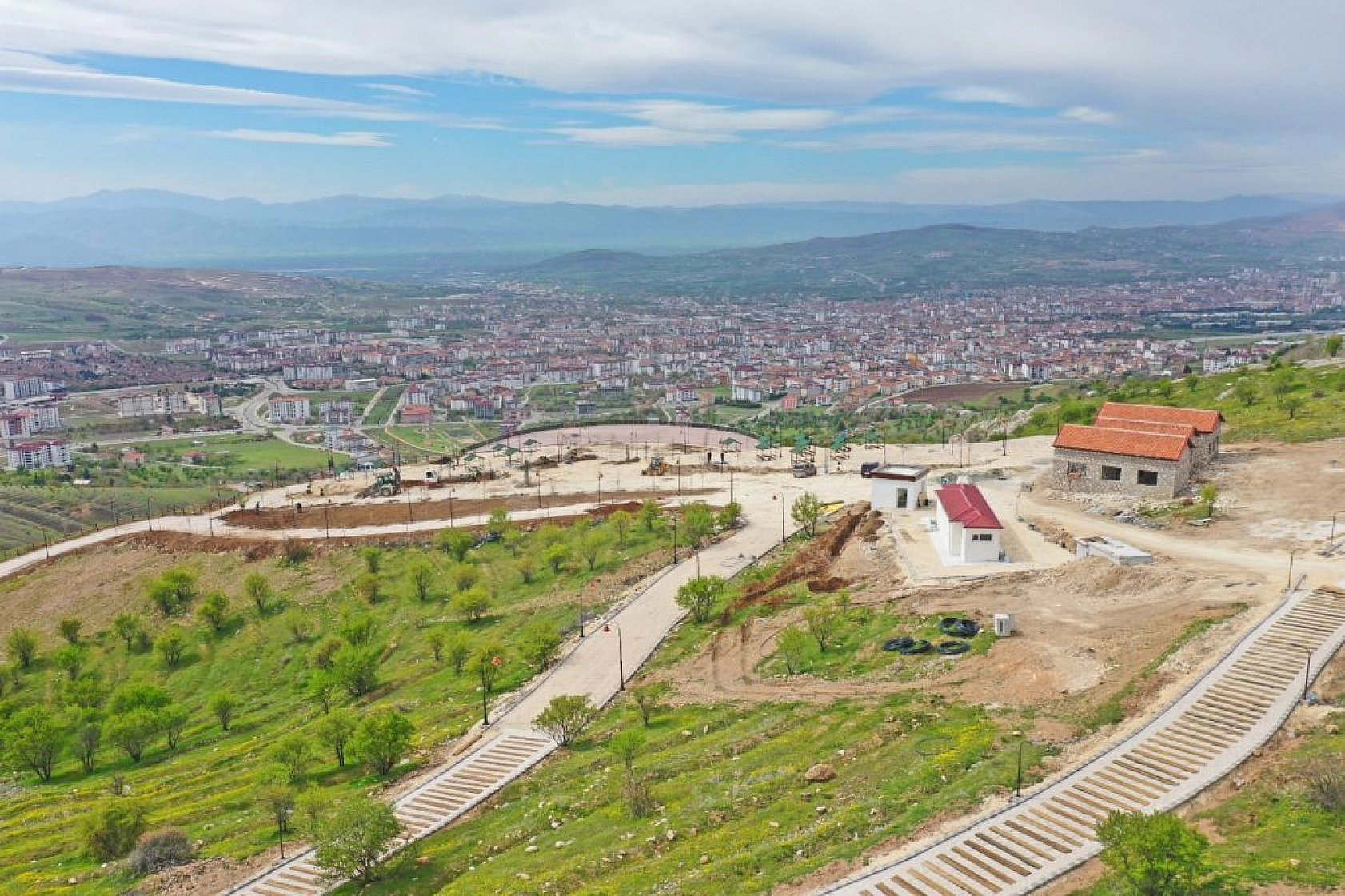 Fotoğraflarla Bir Mega Proje Daha: Türkiye'nin En Güzel Yürüyüş Yollarından Biri Olmaya Aday...