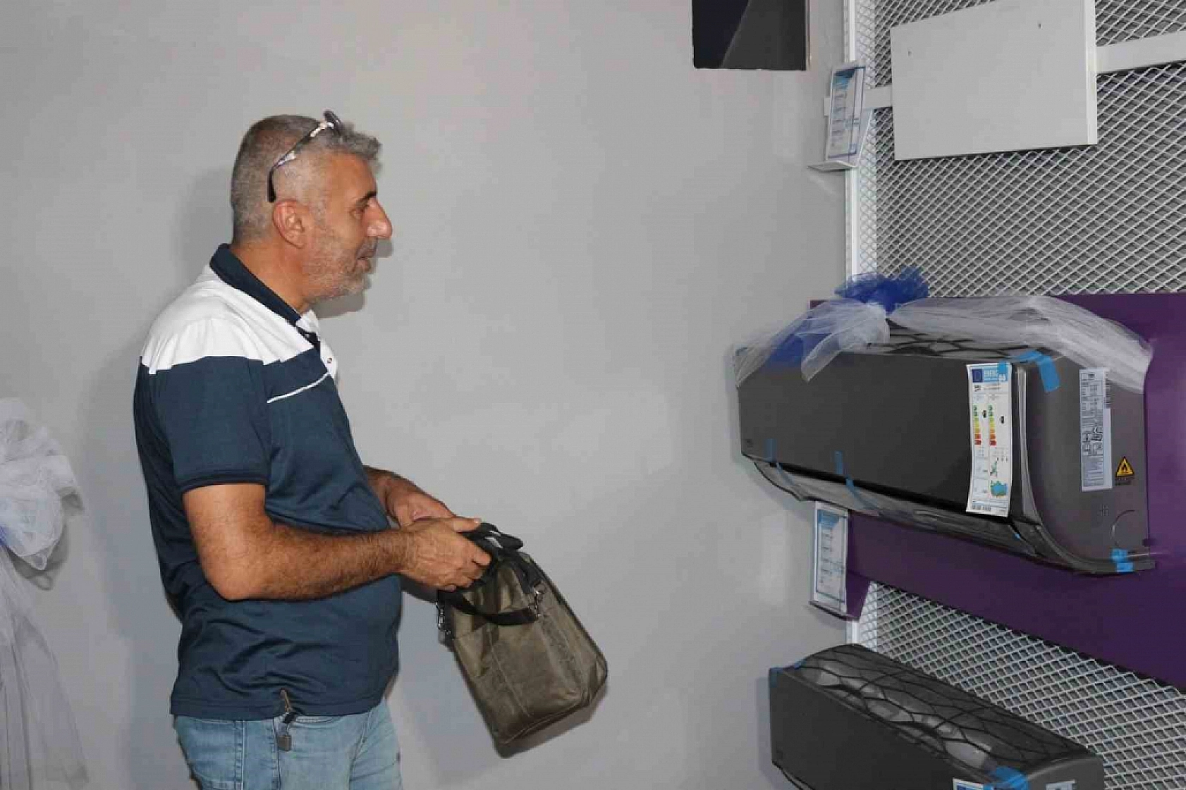Elazığ'da Teknik Servis Sorunu Var mı? Kombisi Bozulan Kızın Flood'u Medyada Neden Gündem Oldu?