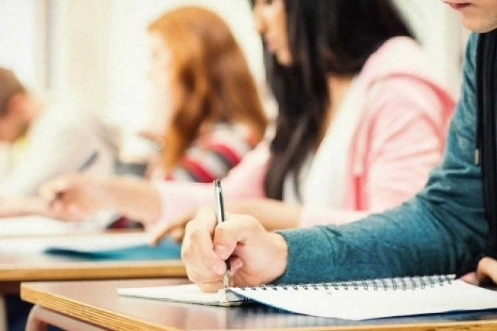 MEB'den öğrencileri üzen haber geldi: Bu yıl tatil yok!