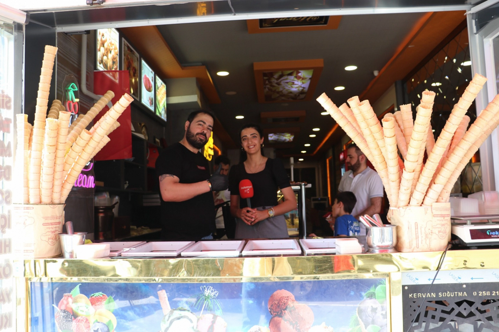 Kapısında Kuyruklar Oluşturanlar Bu Lezzet Elazığ'ın Gözdesi Olmaya Devam Ediyor